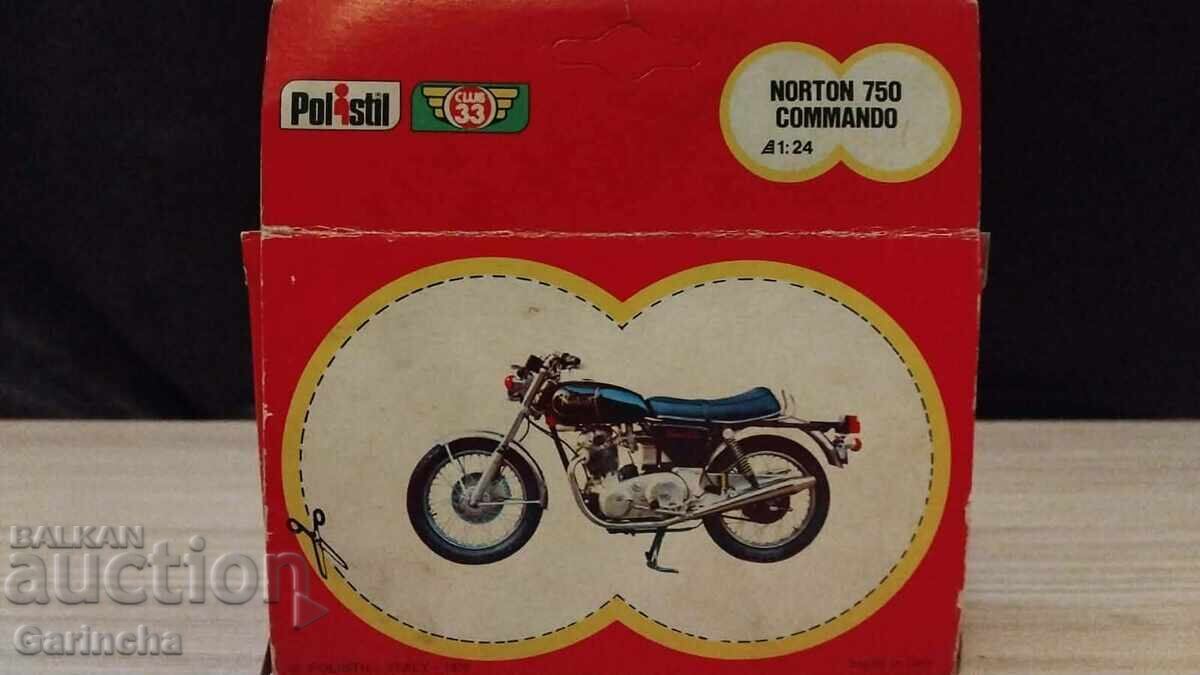 Polistil Italia 1/24 cu preț € 15.00 | 29.34 BGN