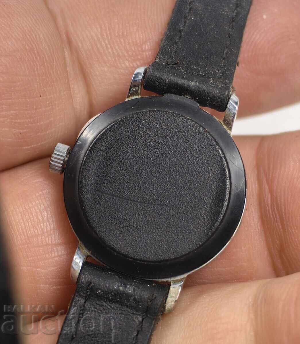 Auction  LADIES' RAYMOND WEIL WATCH