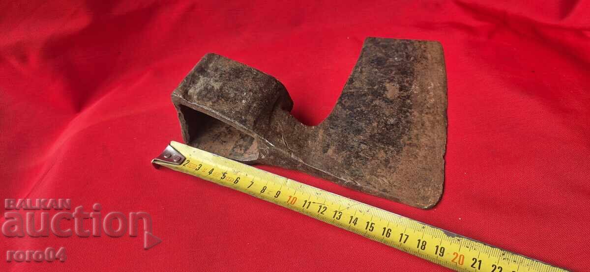 AXE - 1.2 kg with price € 23.00 | 44.98 BGN