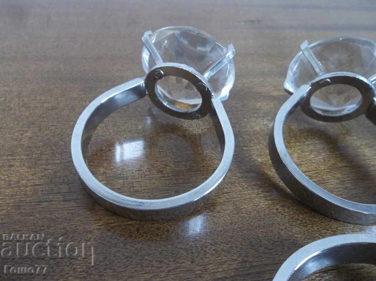 Inele cu preț € 5.00 | 9.78 BGN