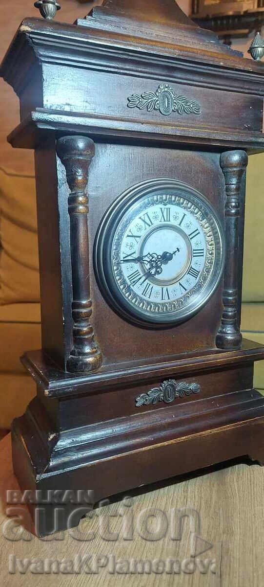 Ceas de masă cuarț din lemn pentru colecționari - 5