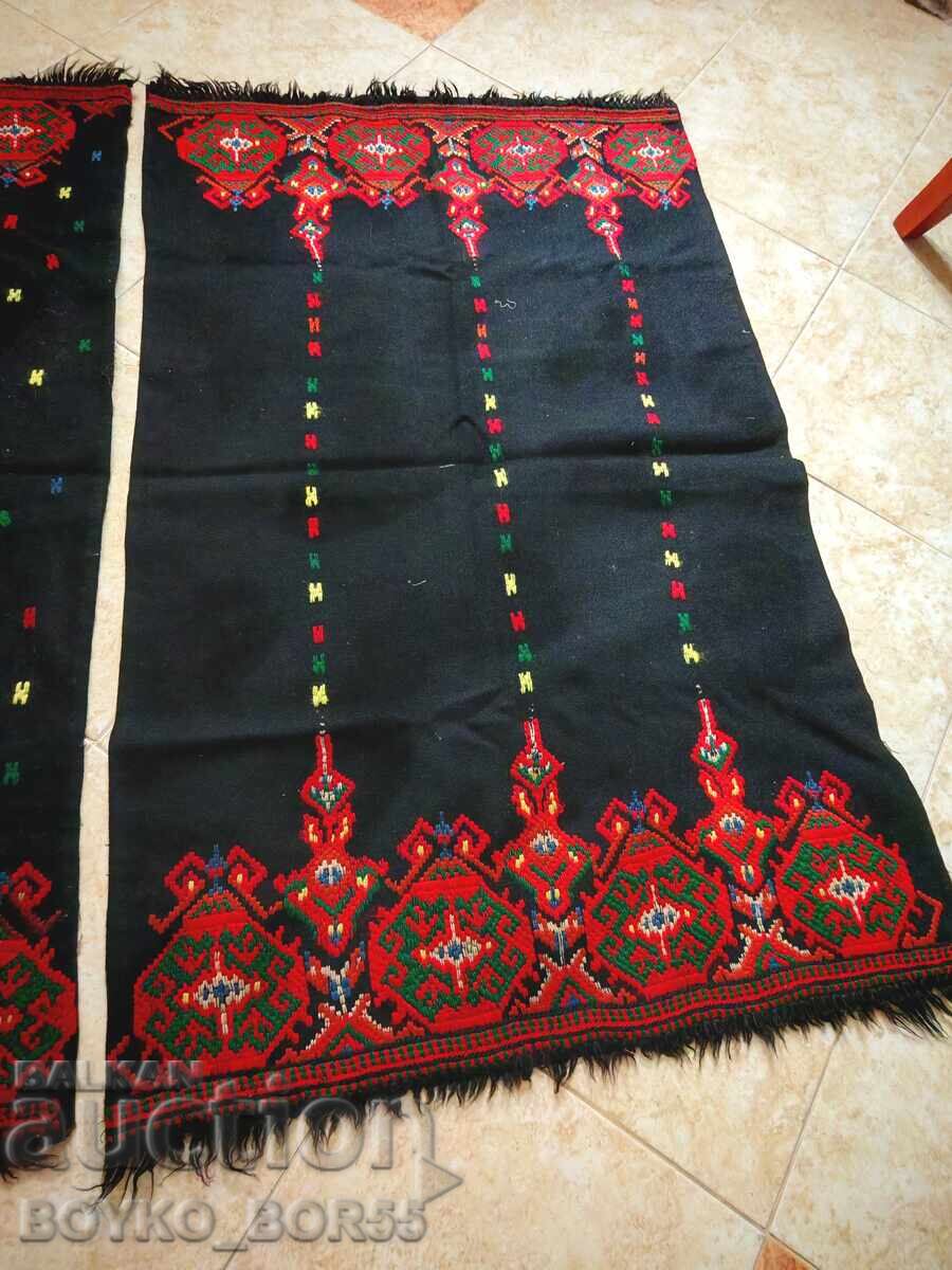 Δημοπρασία Δύο Μεγάλα Παλιά Μαξιλάρια Χέρτσοϊ για Μιντέρ 20ος αιώνας