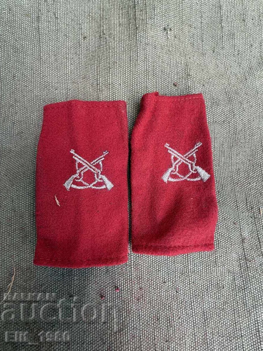 Epoleți de mitralieră Epoleți de mitralieră