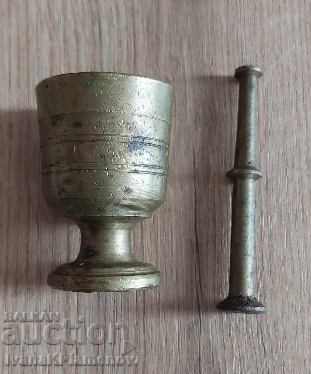 Χαβάνι με γουδοχέρι μπρούτζινο για γνώστες με τιμή € 15.00 | 29.34 BGN