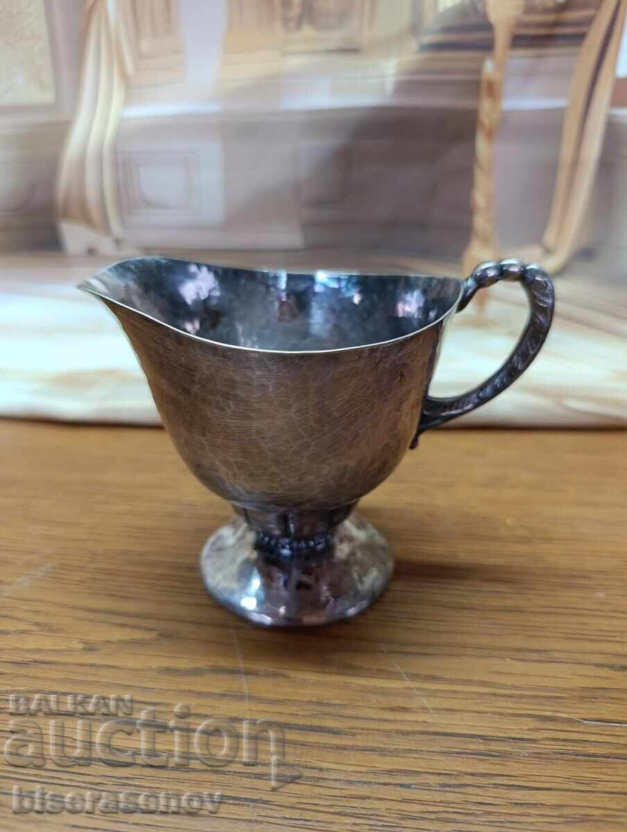 Συλλεκτική ρετρό λατιέρα