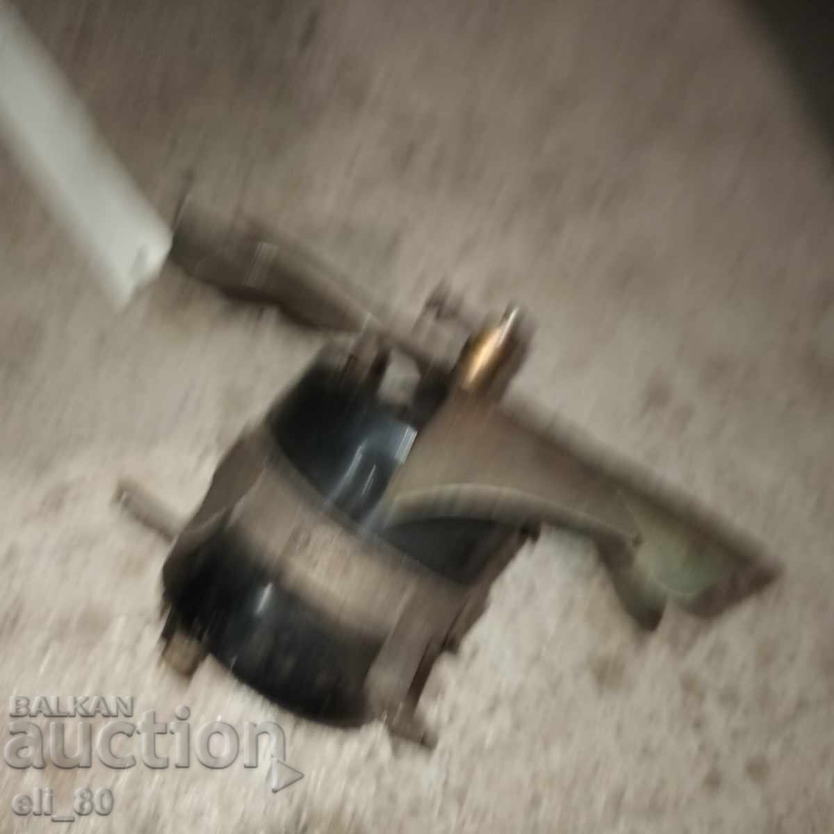 Παράδοση Ανεμιστήρας καλοριφέρ για ZIL