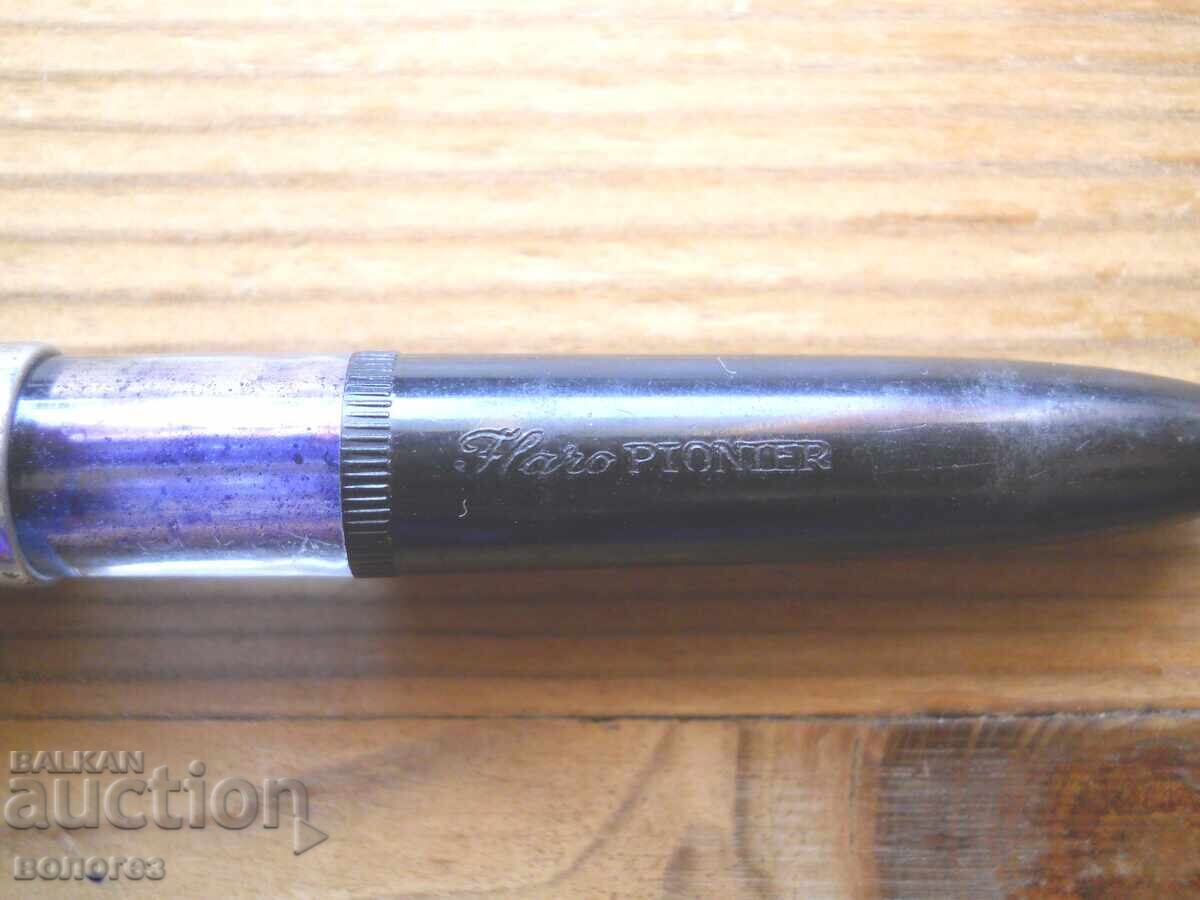 Stilou vintage cu peniță placată cu aur "Flaro Pionier" - România - 5 Stilou vintage cu peniță placată cu aur "Flaro Pionier" - România - 5