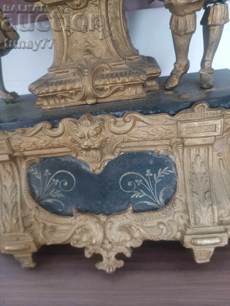 Γαλλικό διακοσμητικό ρολόι τζακιού του τέλους του 19ου αιώνα με τιμή € 0.01 | 0.02 BGN