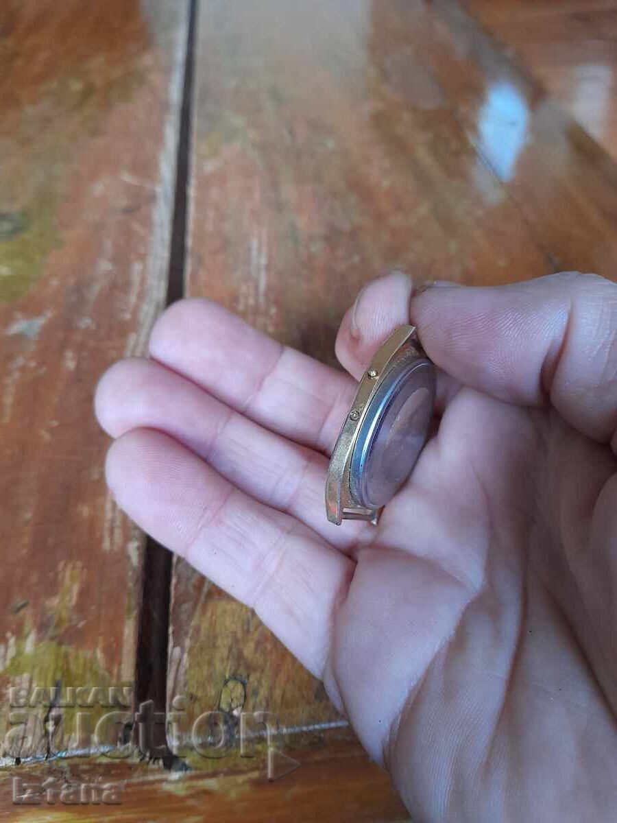 Livrarea Ceas electronic vechi Tempic Livrarea Ceas electronic vechi Tempic