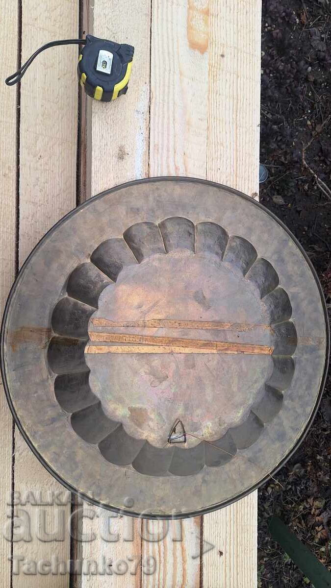 Panou din alamă lucrat manual, unic cu preț € 55.00 | 107.57 BGN