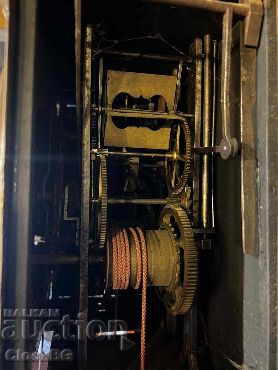 Licitație Ceas de perete antic olandez cu mecanism cu greutăți Licitație Ceas de perete antic olandez cu mecanism cu greutăți