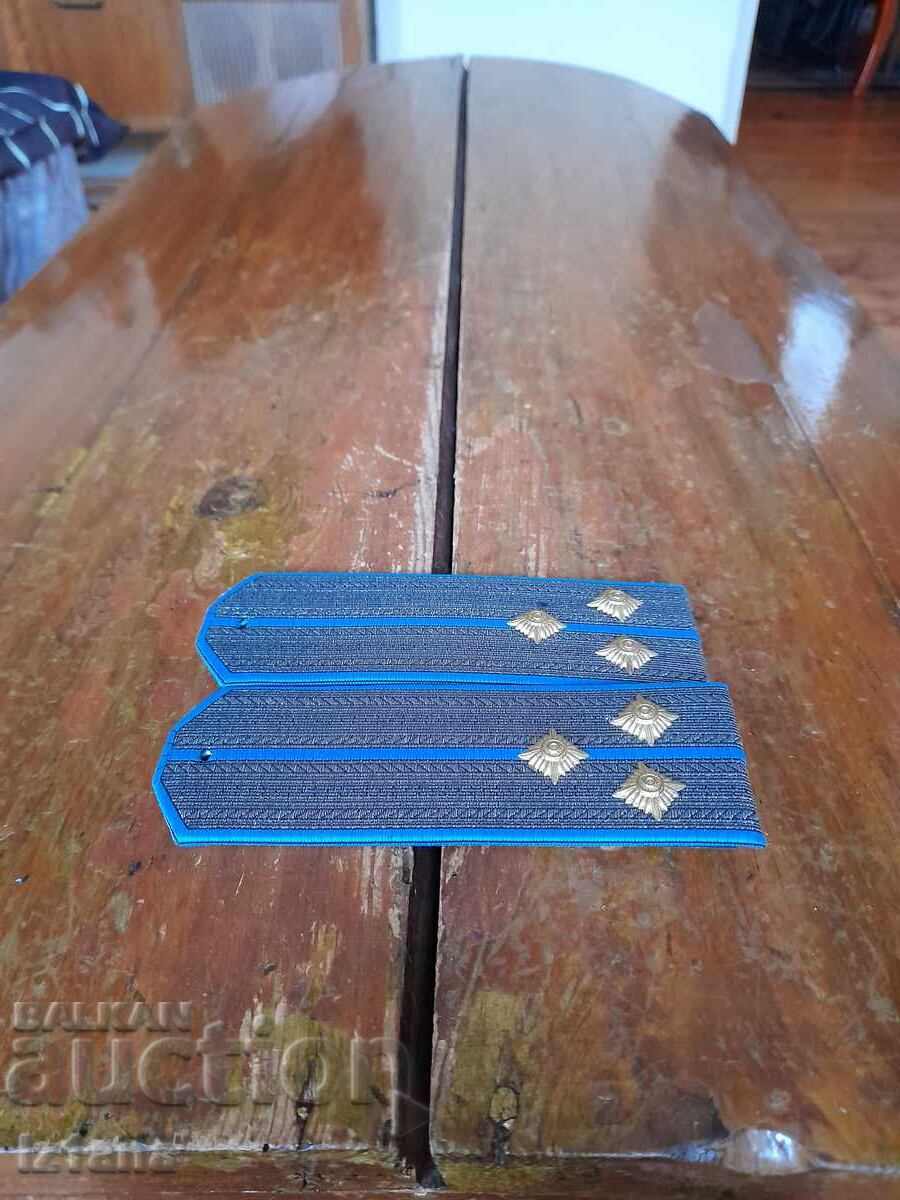 Old epaulettes Senior Lieutenant