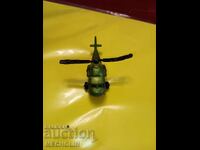 Kolektsionersko bŭlgarsko metalno khelikopterche Matchbox