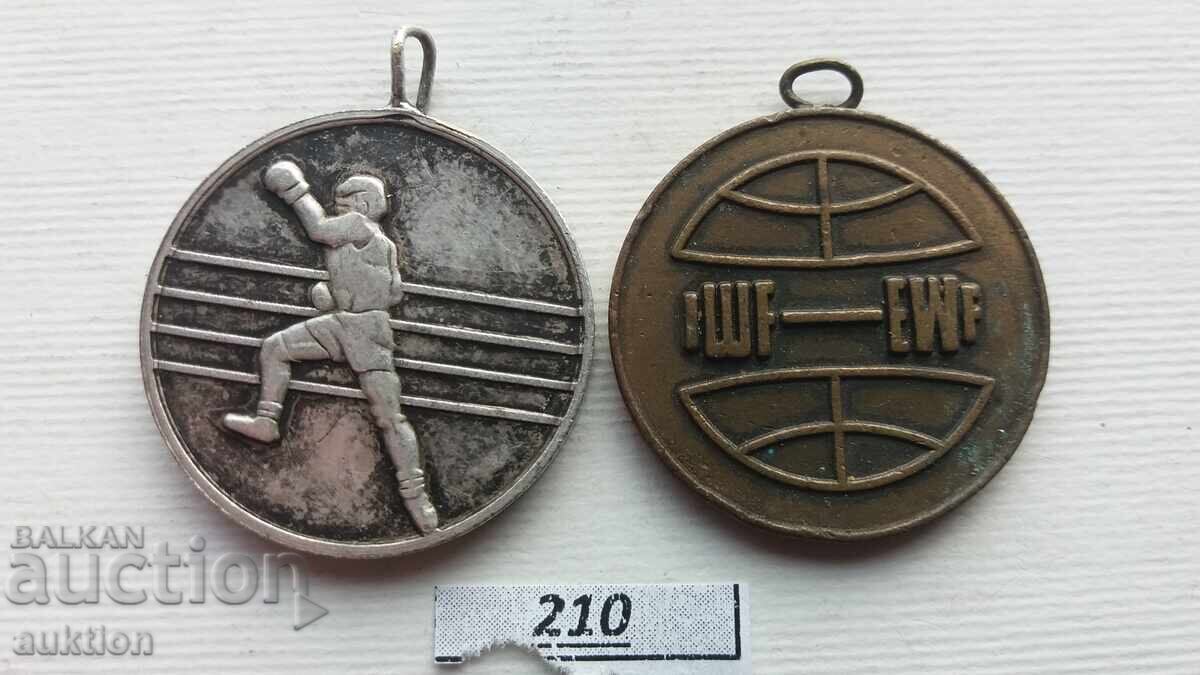 Аукцион ЛОТ ОТ ДВА СПОРТНИ МЕДАЛА