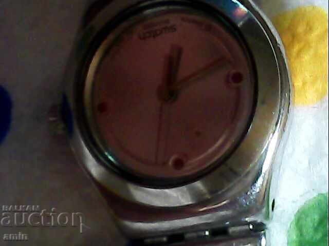 Delivery of Old Damask fabric, 4 items, ironed