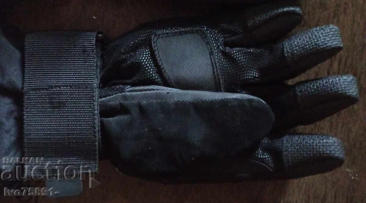 Livrarea Young Tec - Impermeabili și respirabili (Thinsulate 70g)