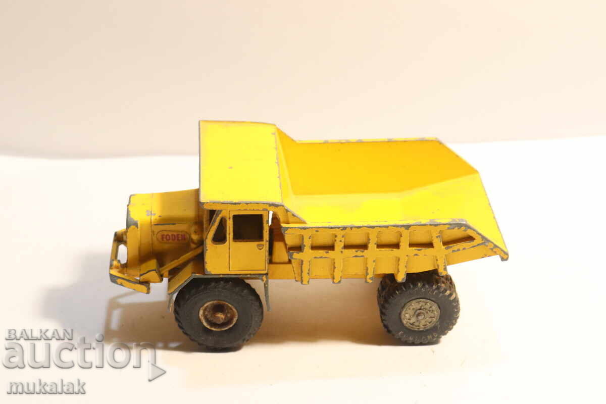 MATCHBOX DUMP TRUCK MODEL with price € 16.00 | 31.29 BGN