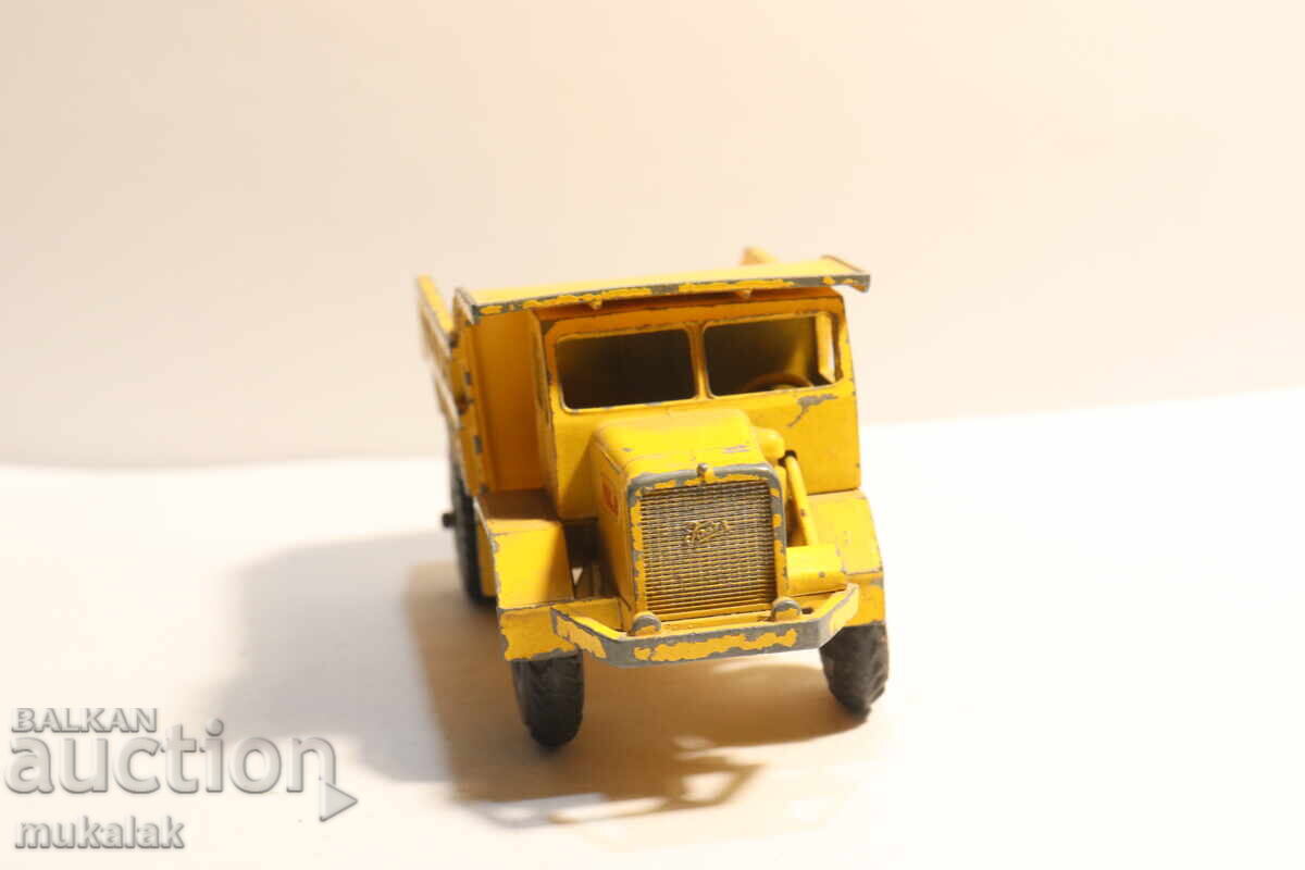 Delivery of MATCHBOX DUMP TRUCK MODEL