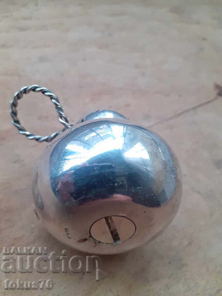 Аукцион Посребрена малка солничка Alpaca