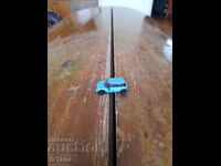 Mașină veche, cărucior