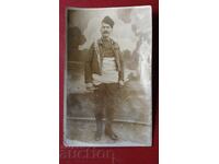 1929g Țăran în haine tradiționale