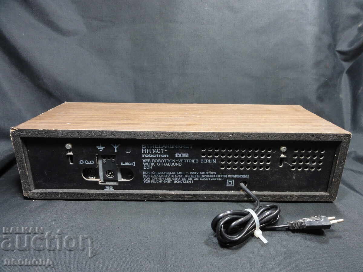 Livrarea BZTS STAR RETRO TRANZISTOR RADIO ROBOTRON STRELA KONKRET