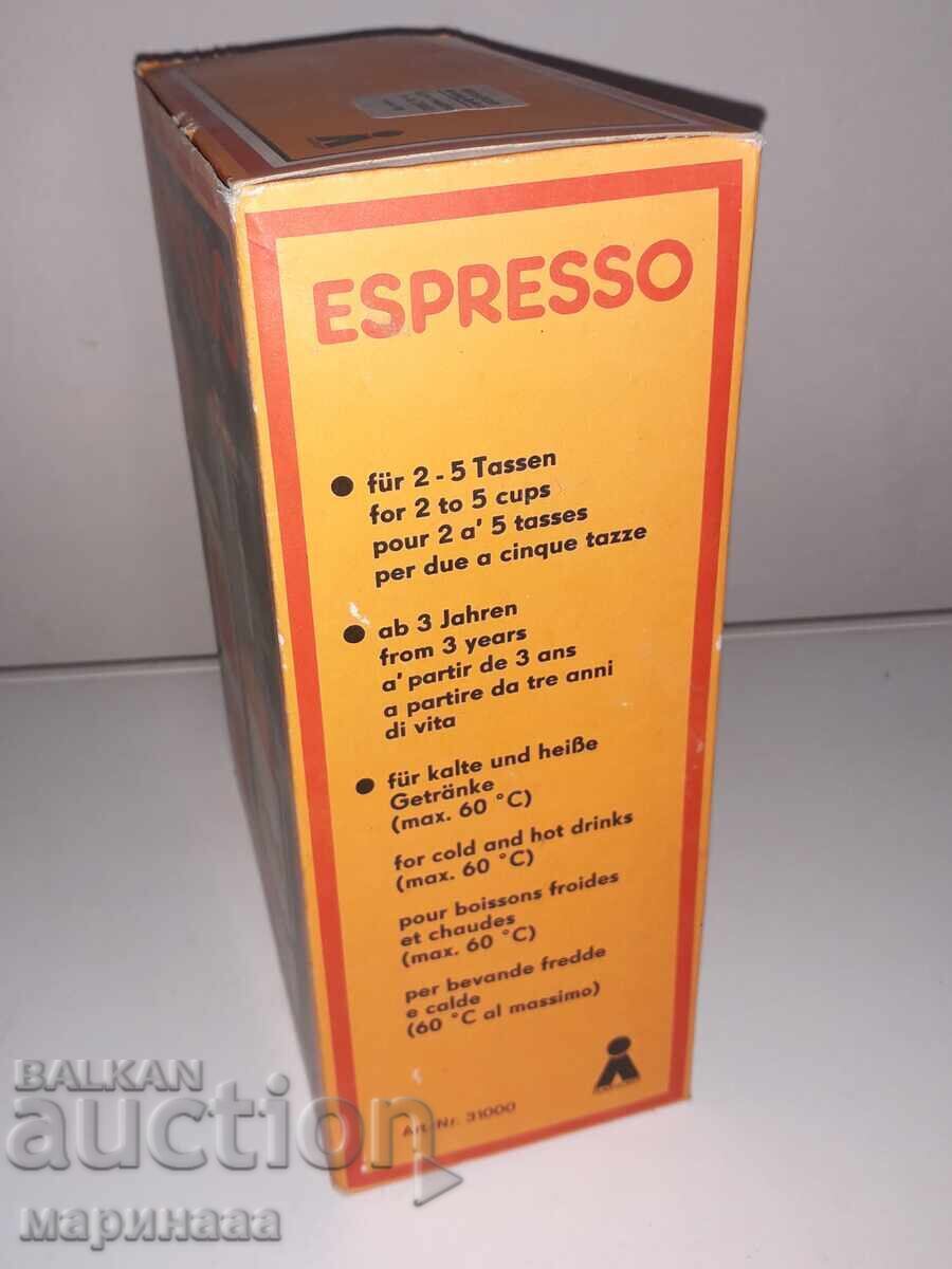 Аукцион ДЕТСКА ''КАФЕ МАШИНА''. ГДР