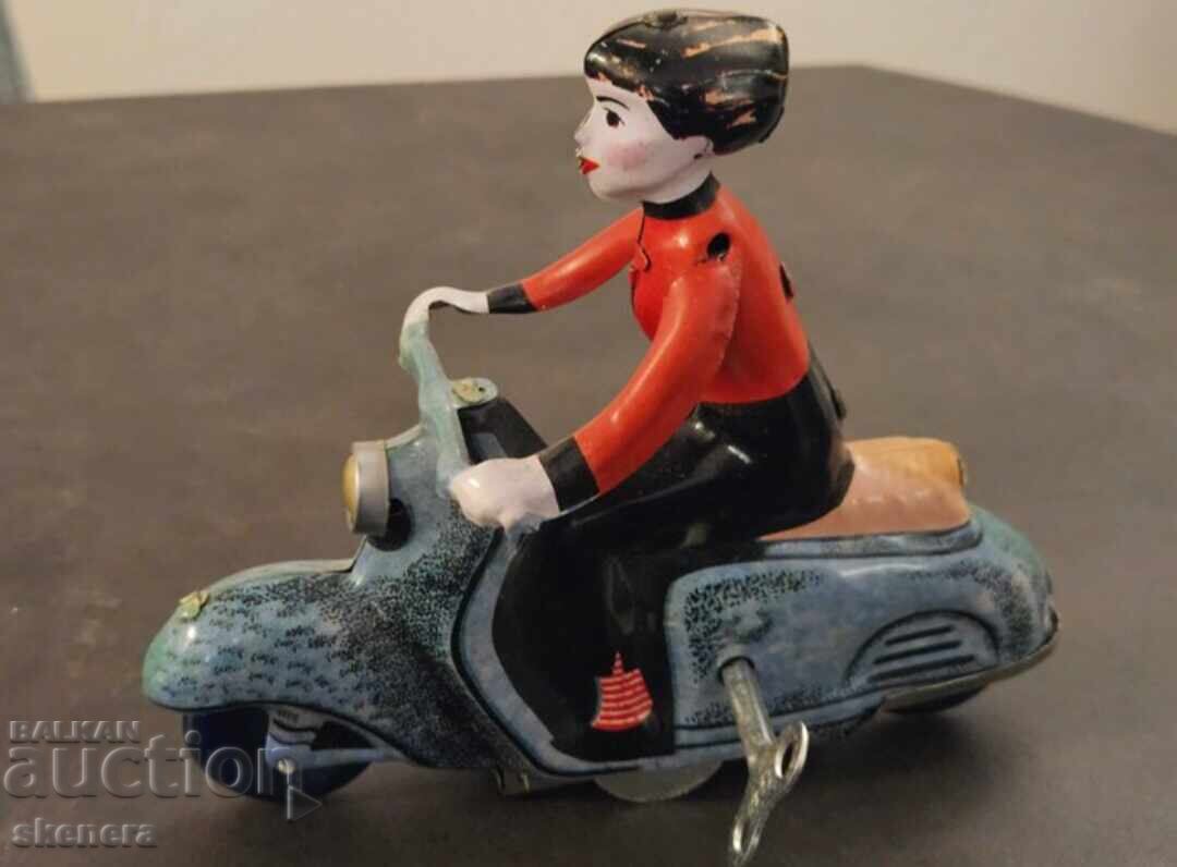 Colecție de 9 motociclete vechi cu preț € 20.00 | 39.12 BGN