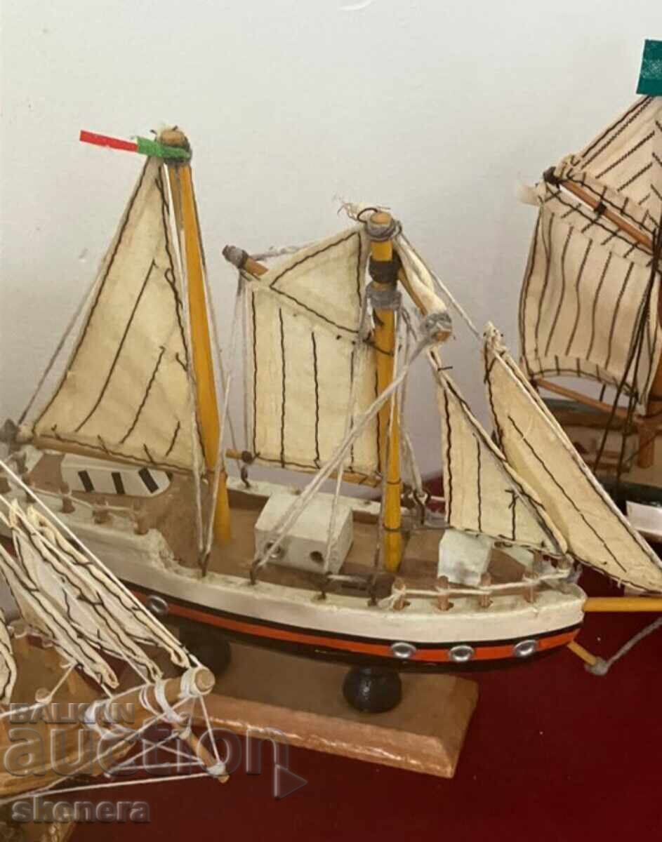 Colecție de 10 bărci cu vele vechi - 5