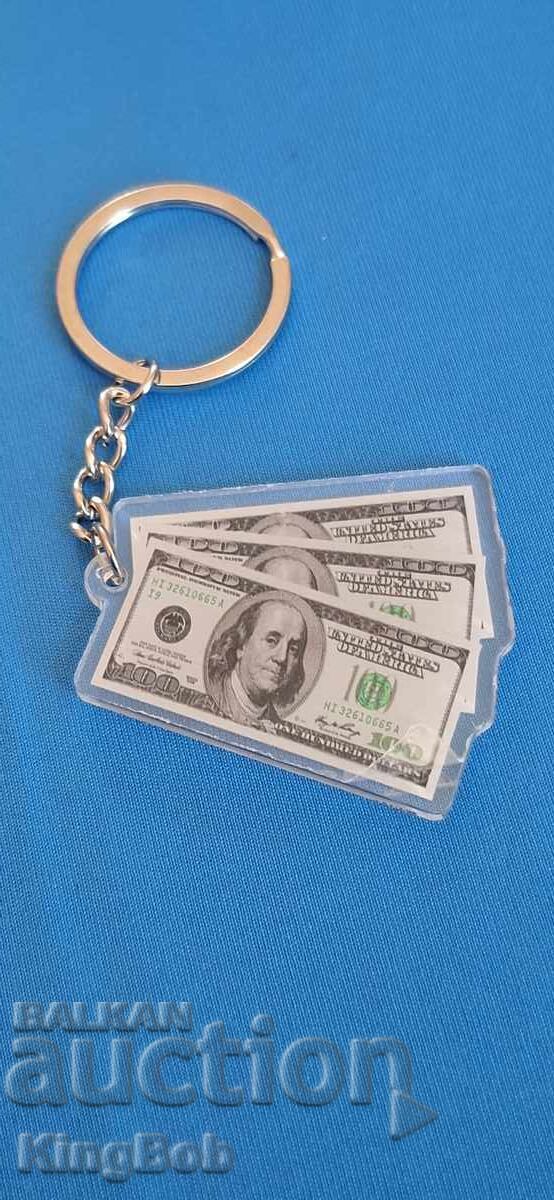 ELEGANTA BRELOC "DOLARI" PENTRU NOROC cu preț € 2.50 | 4.89 BGN
