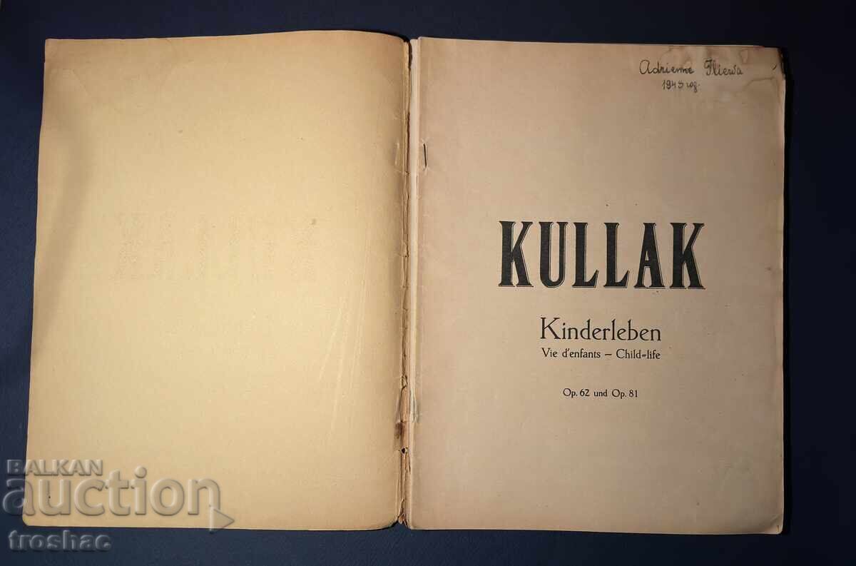 Стара Книга Музикални Партитури с цена € 9.00 | 17.60 лв.