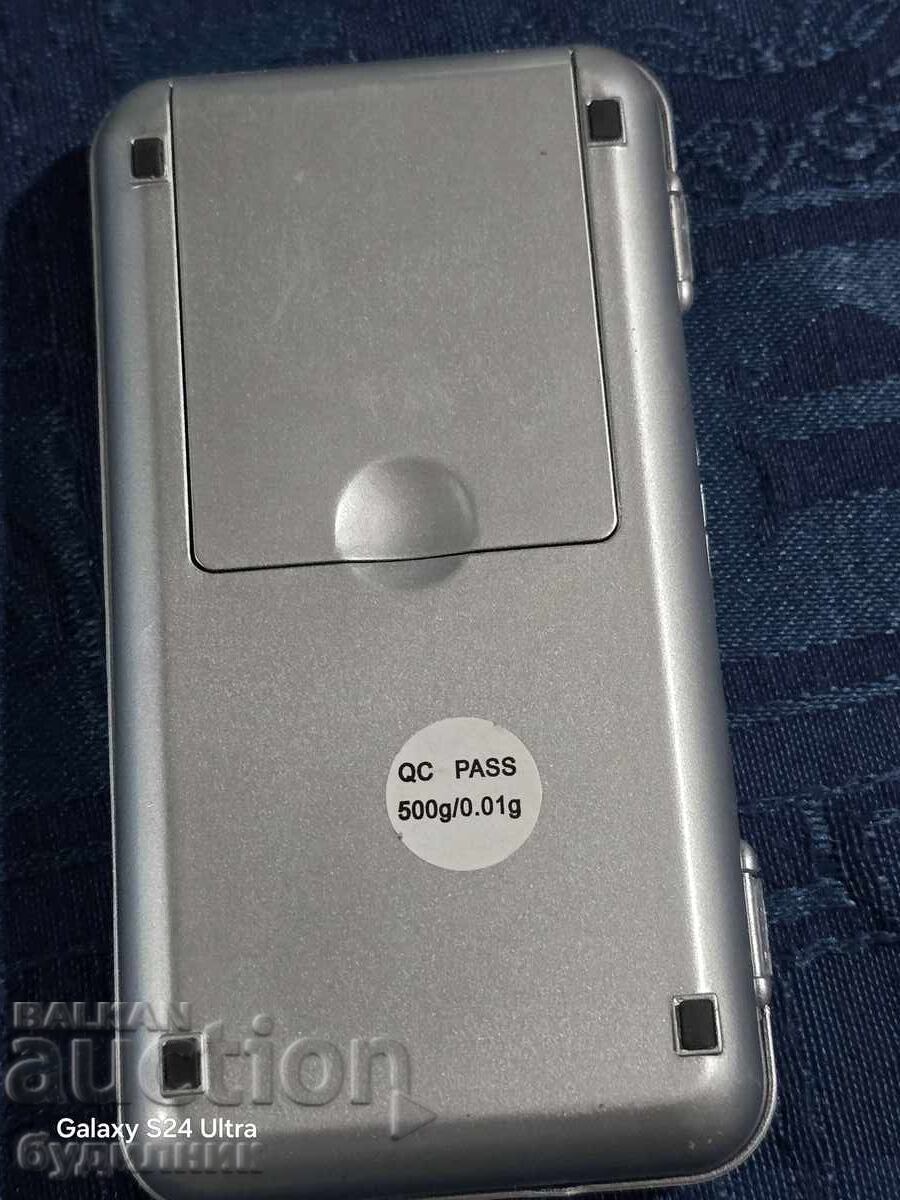 Licitație Cântar până la 500 de grame. Cu baterii. BZC Licitație Cântar până la 500 de grame. Cu baterii. BZC