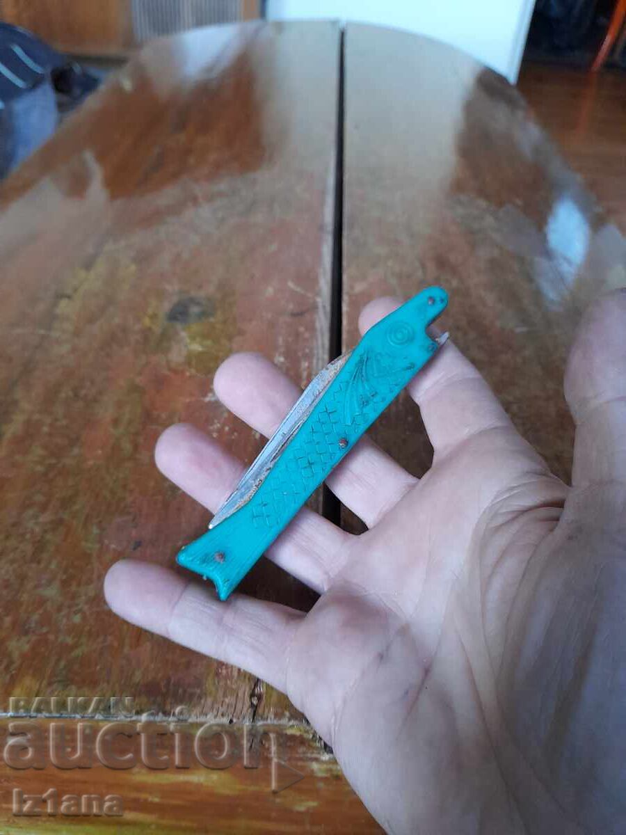 Стар джобен нож,ножче,ножка с цена € 30.00 | 58.67 лв. Стар джобен нож,ножче,ножка с цена € 30.00 | 58.67 лв.