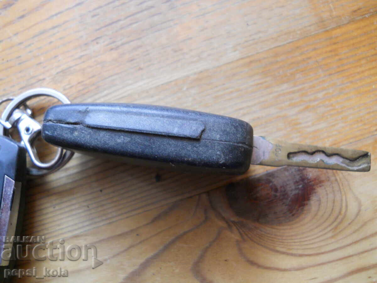 Delivery of Car key and alarm remote