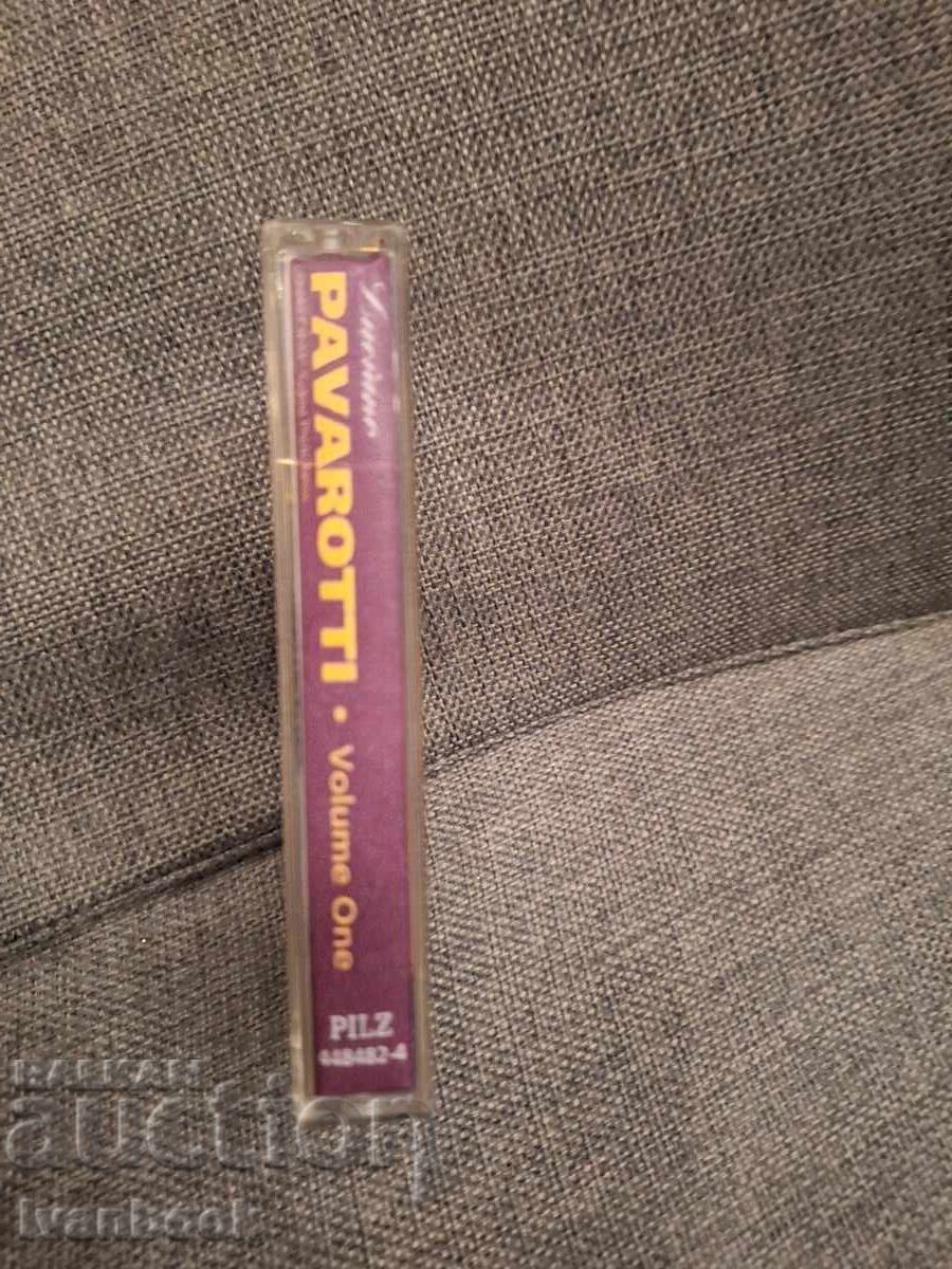 Caseta audio - Luciano Pavarotti cu preț € 0.99 | 1.94 BGN