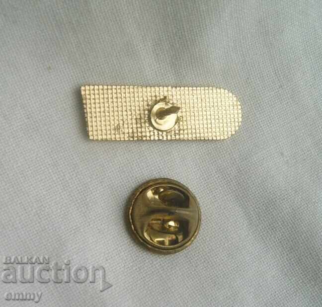 Emblemă fotbal - PSG, Paris Saint-Germain, Franța cu preț € 2.00 | 3.91 BGN