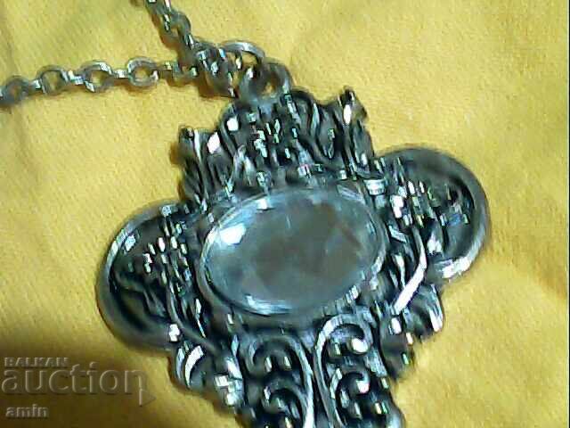 Set frumos cu cristale Swarovski cu preț € 5.00 | 9.78 BGN