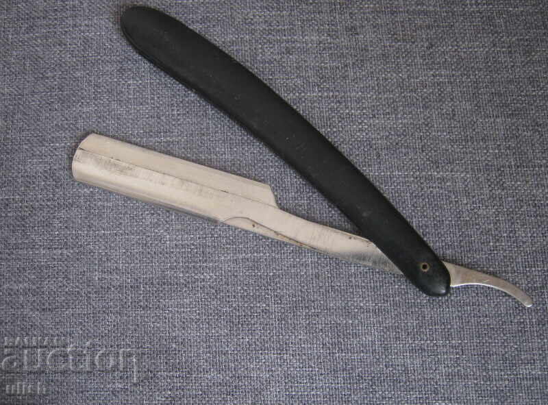 Стар бръснач Astra с цена € 14.00 | 27.38 лв.