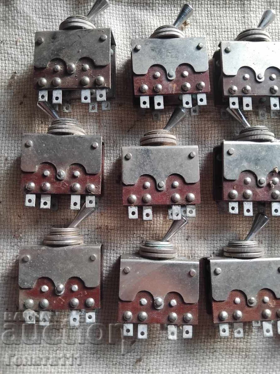 Аукцион Стари превключватели