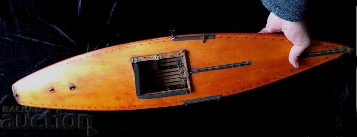 Vintage pond boat, yacht, wooden hull - 5
