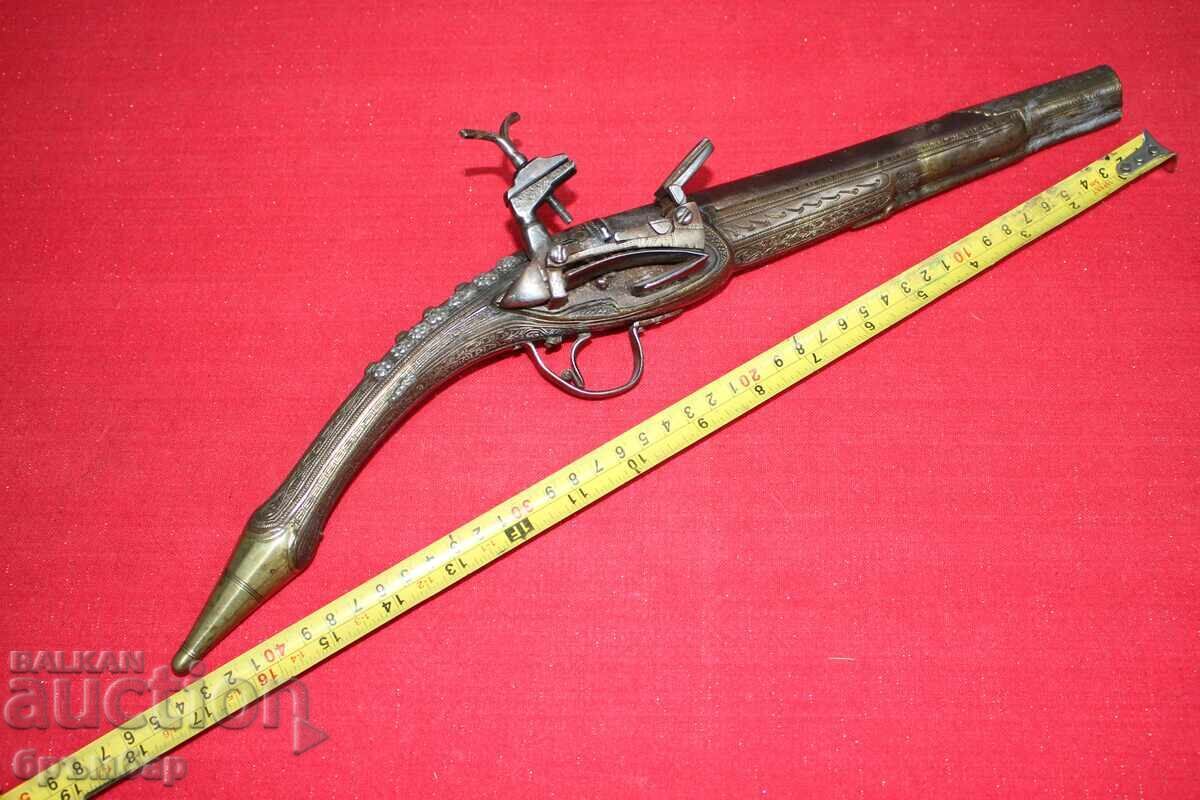 Pistol cu cremene arnăuți, cremene, cu țeavă scurtată