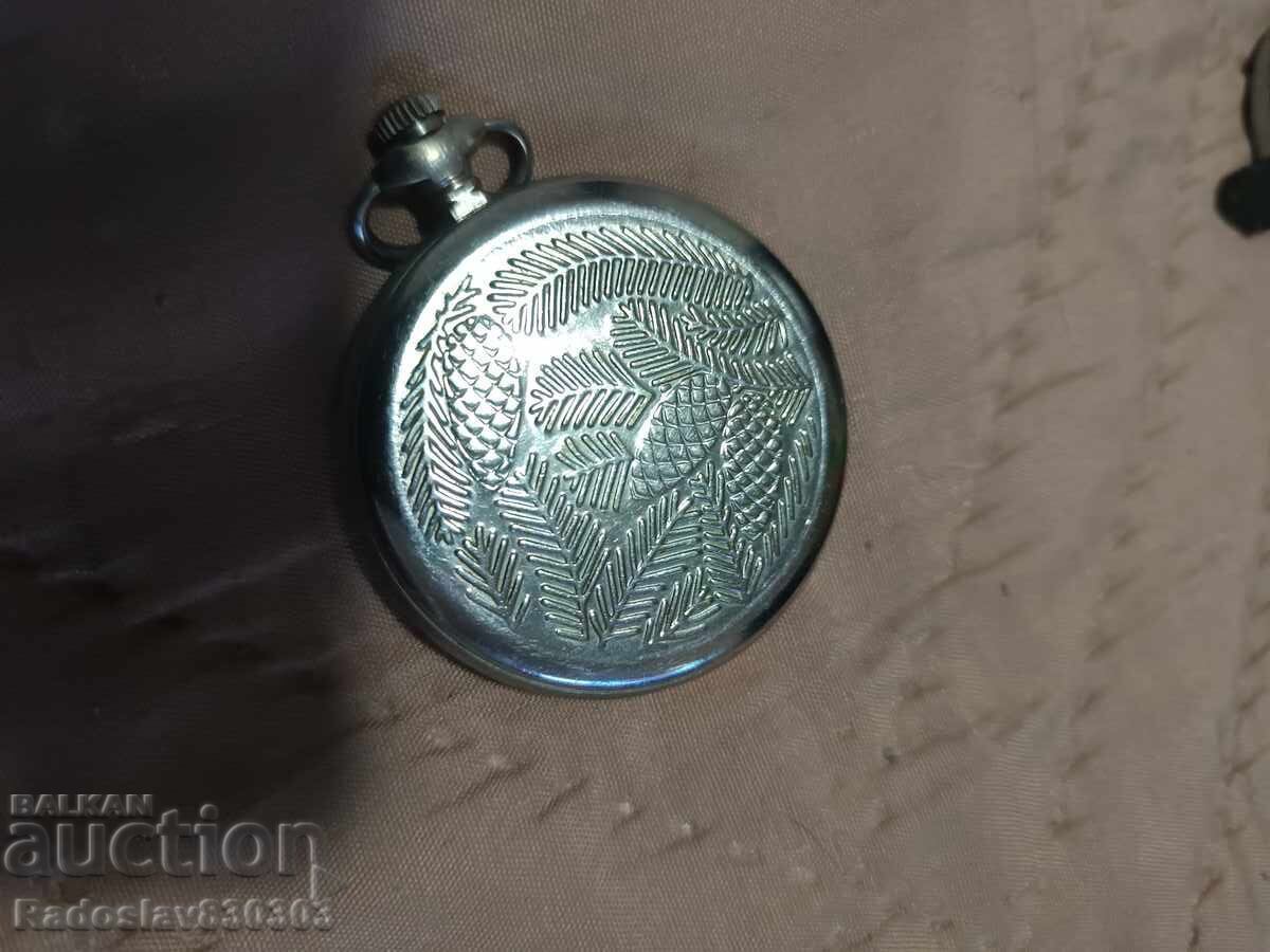 CEAS DE BUZUNAR MOLNIJA RUSESC cu preț € 30.00 | 58.67 BGN