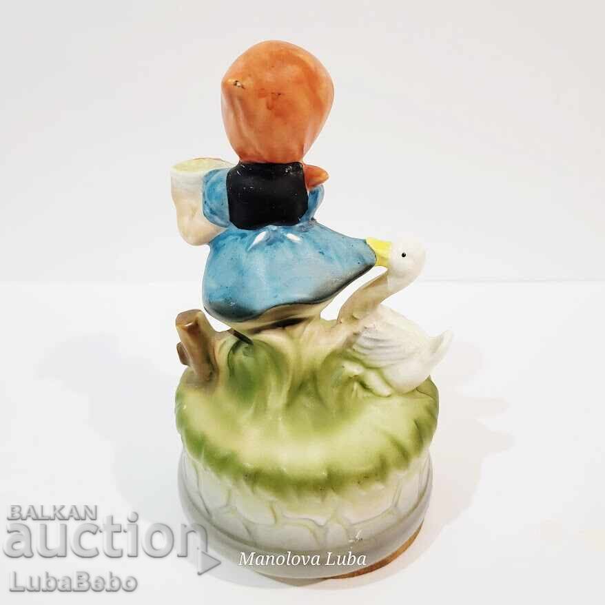 Cutie muzicală vintage în stil Hummel - 5