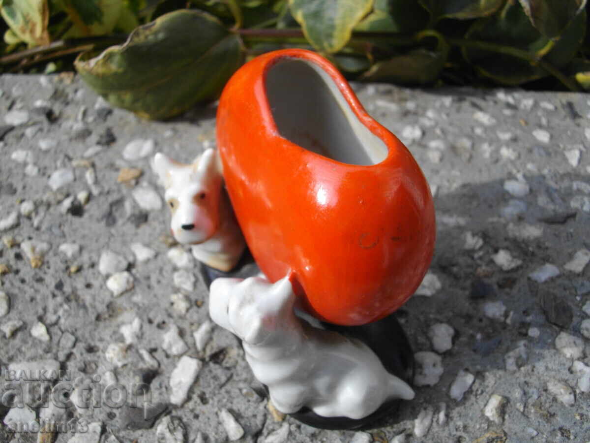 Delivery of STAR PORCELAIN HEART MARKED