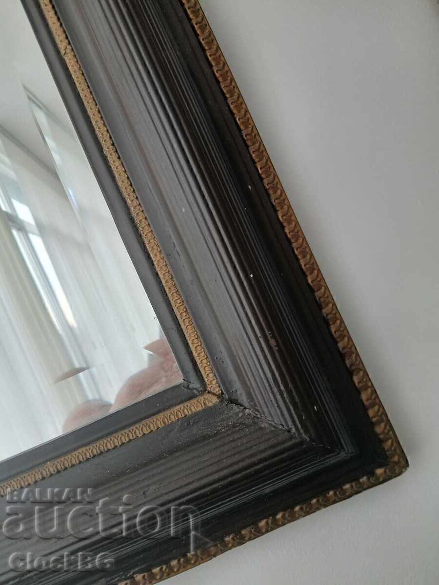 Oglindă de perete Art Deco olandeză originală, circa 1920–1935 cu preț € 199.99 | 391.15 BGN