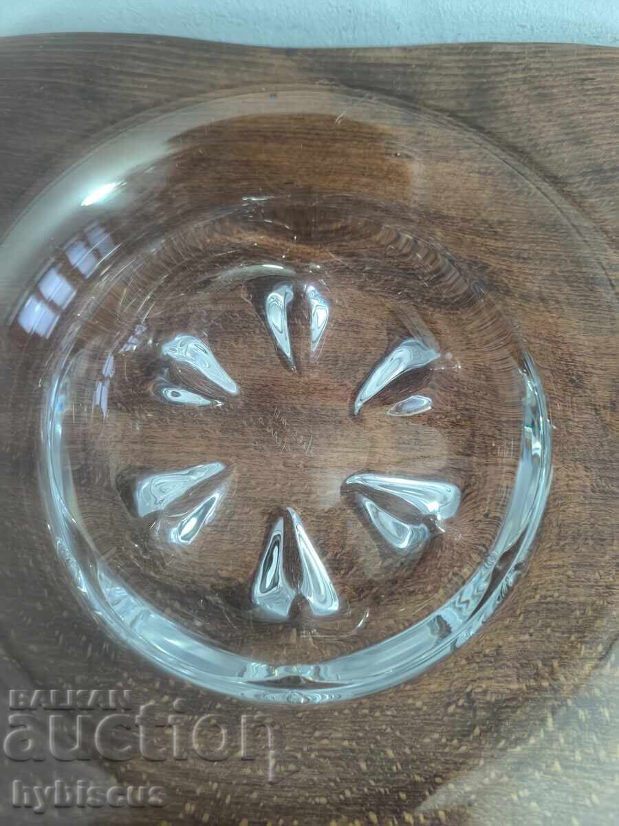 Auction  Vintage Hand-Made Glass Fruit Bowl Art Deco Orrefors