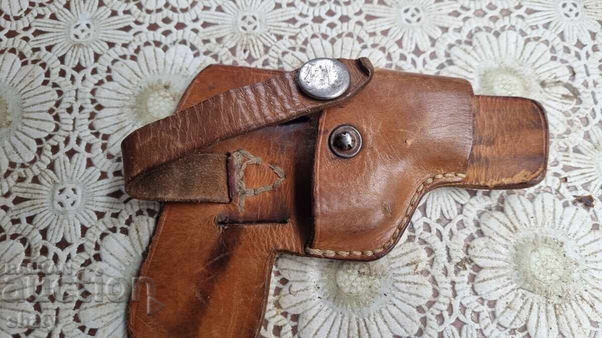 Pistol. Revolver with price € 55.00 | 107.57 BGN