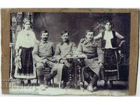 OLD PHOTO - CARDBOARD SOLDIERS AND WOMEN IN NATIONAL COSTUMES E970