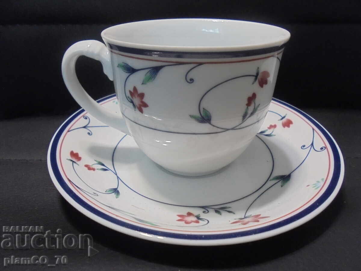 №*8496 Ceșcuță de porțelan de colecție cu farfurioară Royal cu preț € 5.90 | 11.54 BGN №*8496 Ceșcuță de porțelan de colecție cu farfurioară Royal cu preț € 5.90 | 11.54 BGN