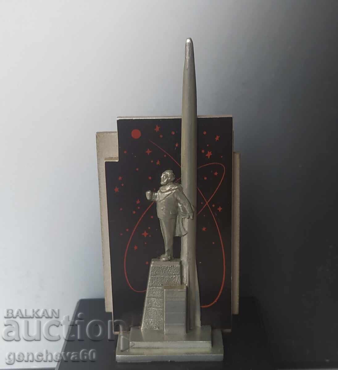 UNICĂ!!! SCULPTURĂ COSMOS Țiolkovski - URSS - 6
